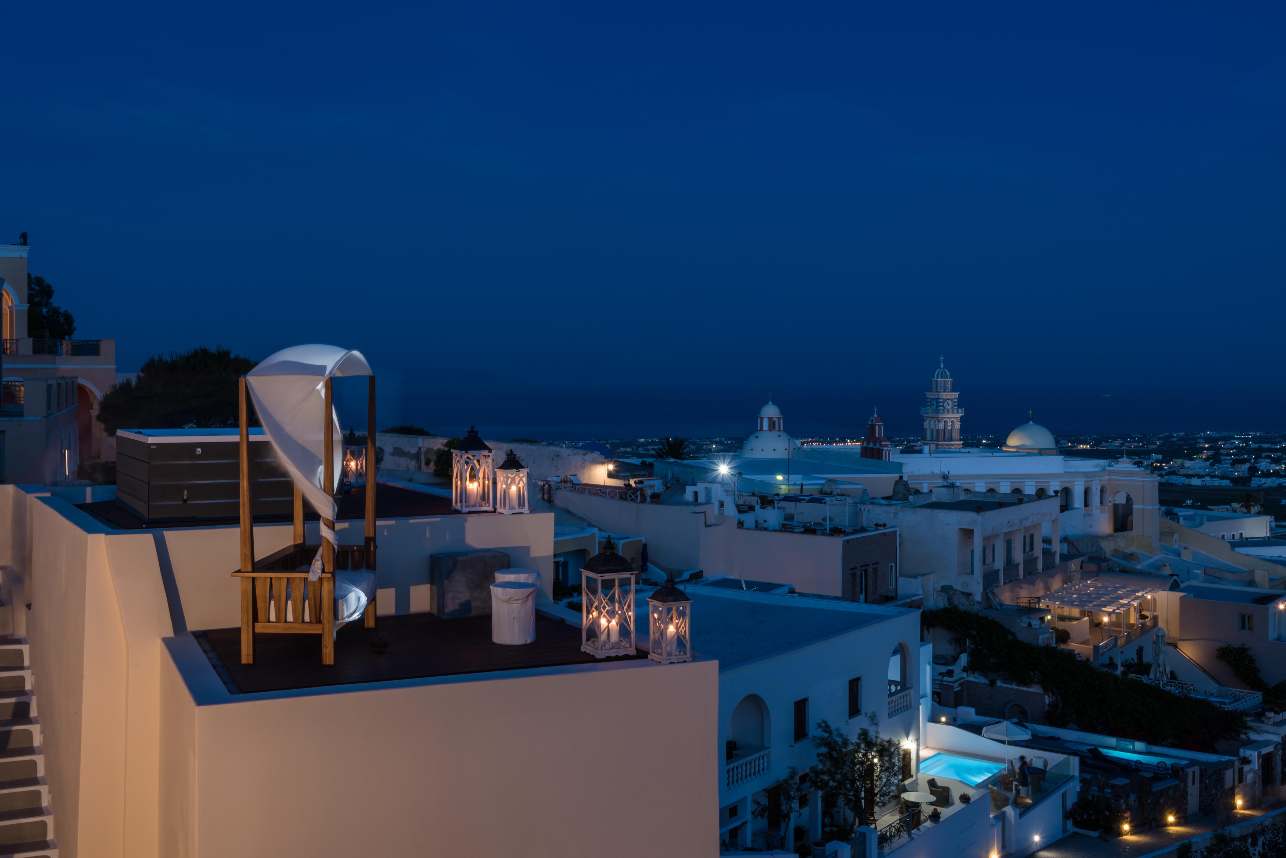 Mythical Blue Luxury Suites (Adults Only) Fira  Exterior photo