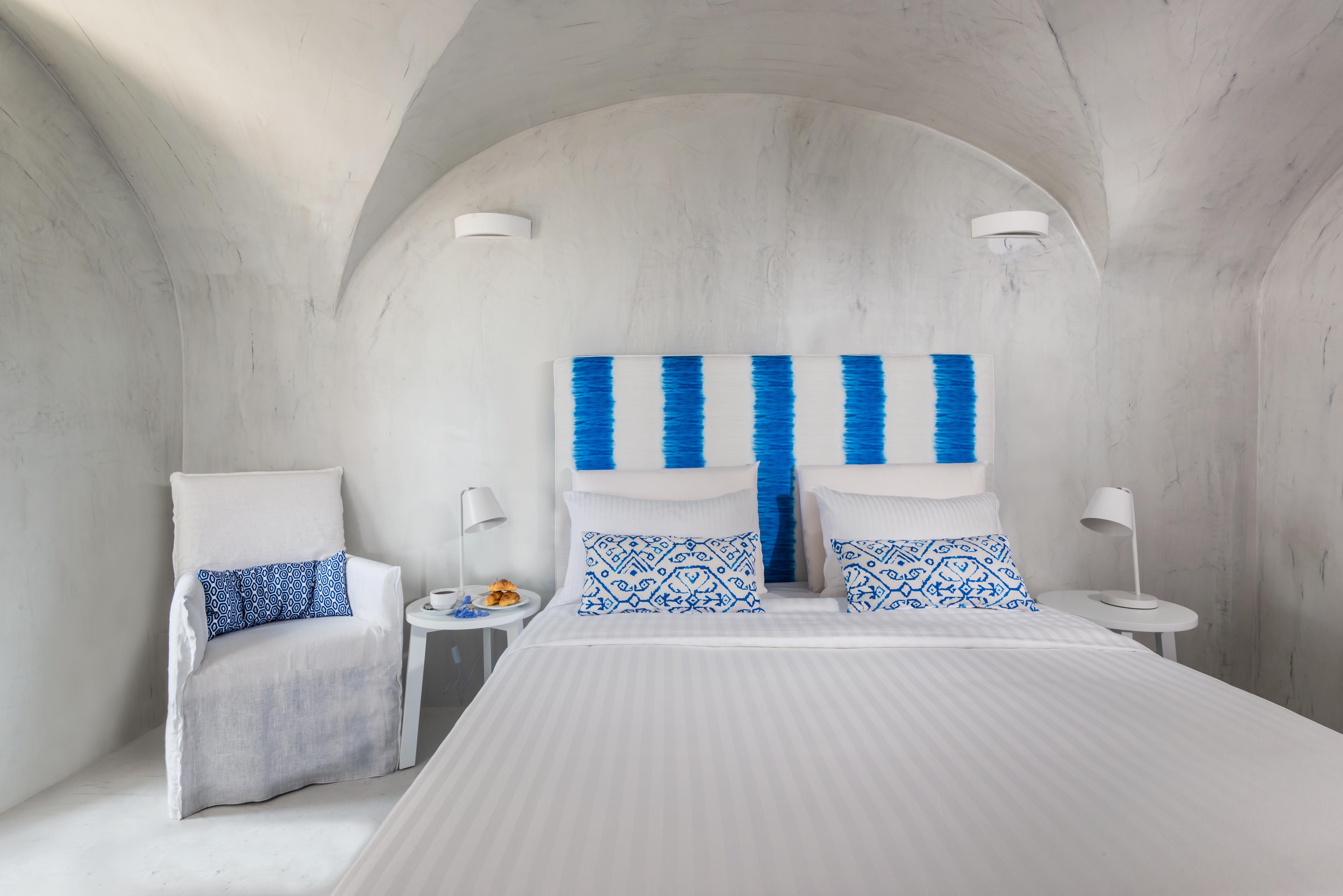Mythical Blue Luxury Suites (Adults Only) Fira  Exterior photo