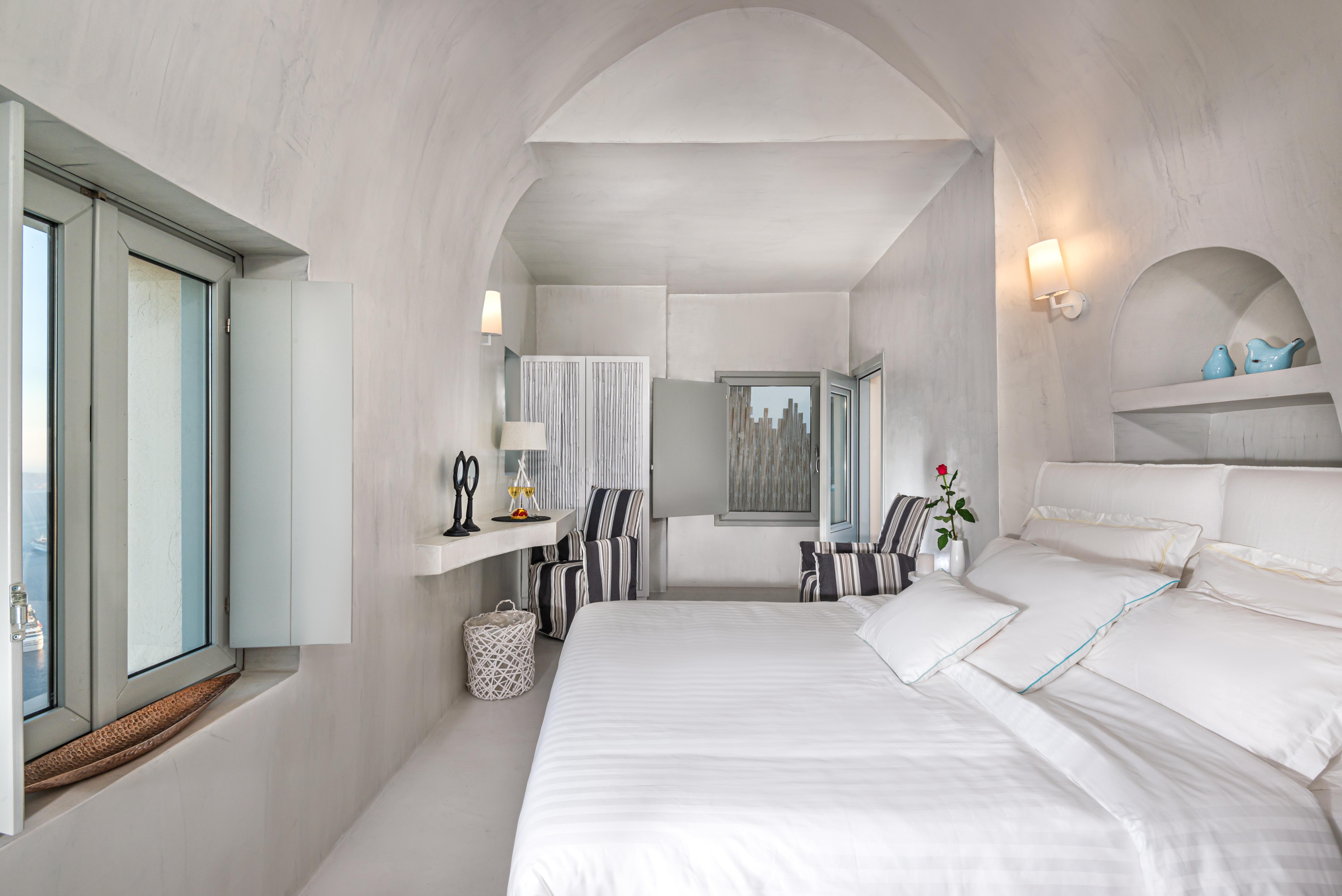Mythical Blue Luxury Suites (Adults Only) Fira  Exterior photo