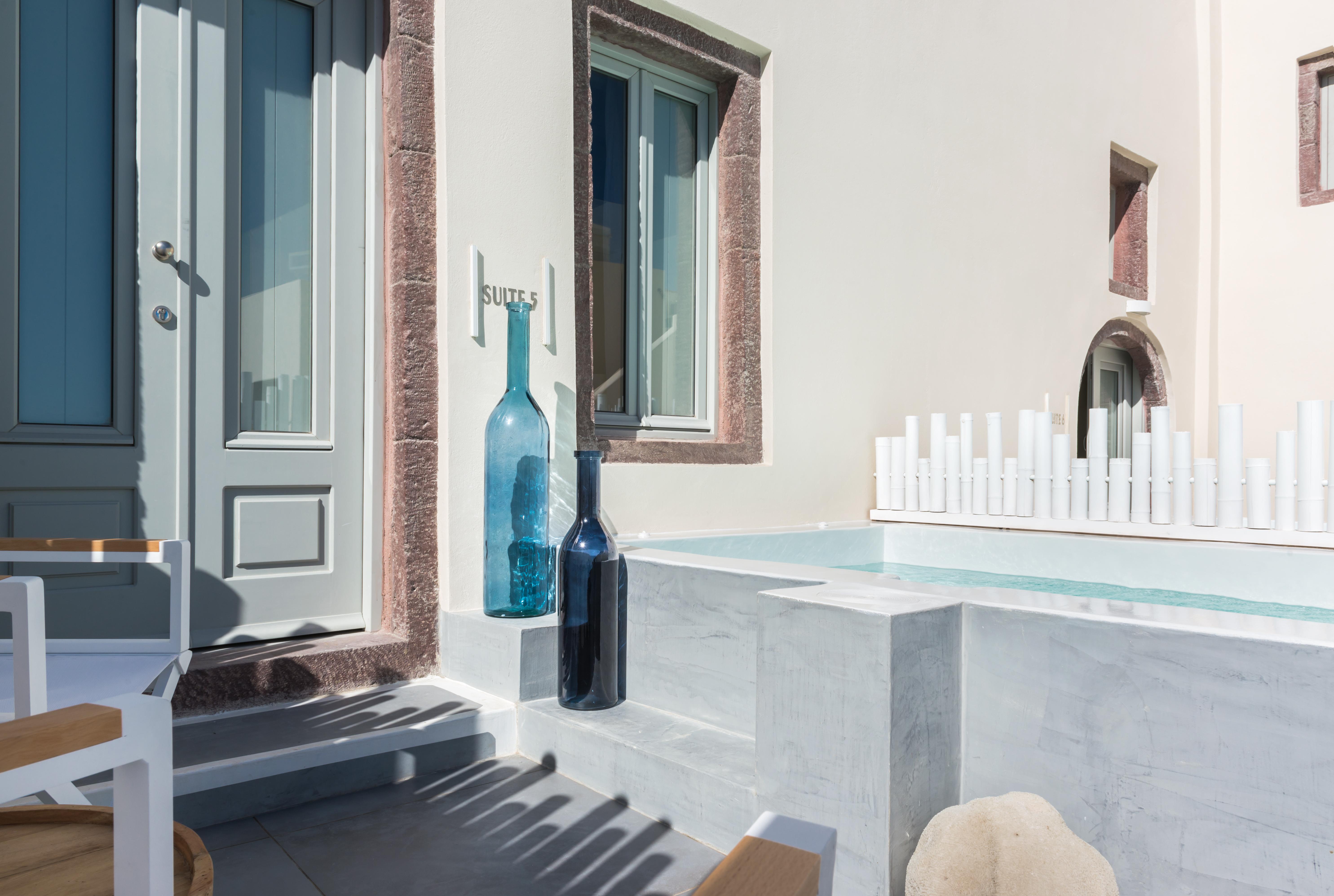 Mythical Blue Luxury Suites (Adults Only) Fira  Exterior photo